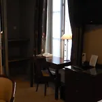 Cardinal Rive Gauche París