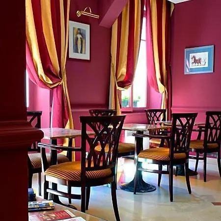 Cardinal Rive Gauche Hotel