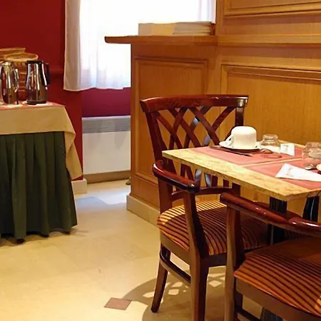 Cardinal Rive Gauche Hotel 3*