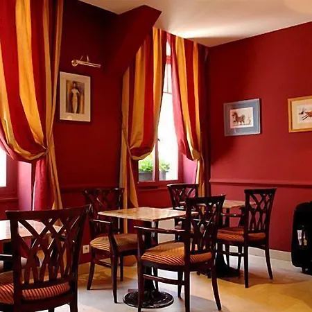 Cardinal Rive Gauche Hotel 3*