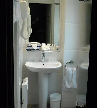Otel Cardinal Rive Gauche