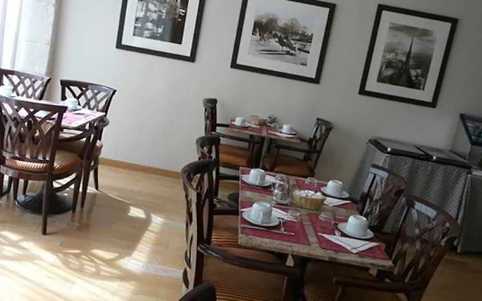 Cardinal Rive Gauche 3* パリ