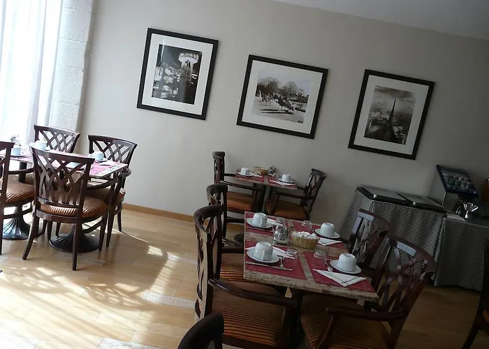 ホテル Cardinal Rive Gauche パリ