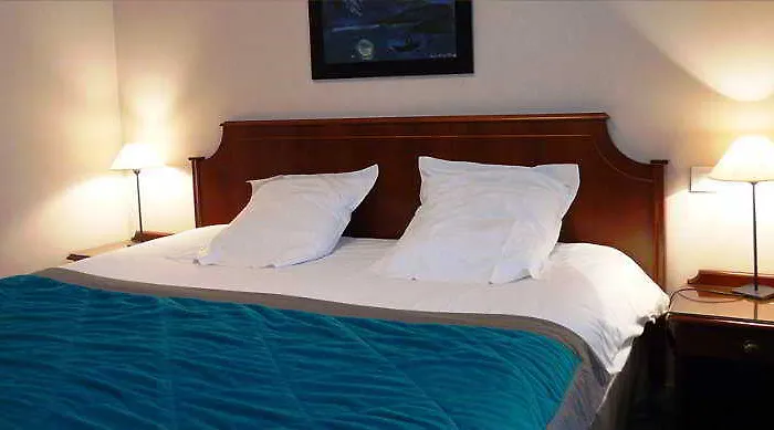 Cardinal Rive Gauche