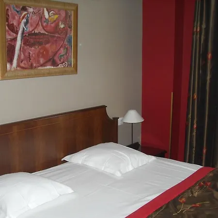 Cardinal Rive Gauche