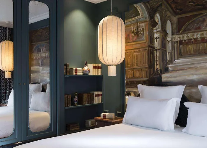 Hotel Cardinal Rive Gauche París